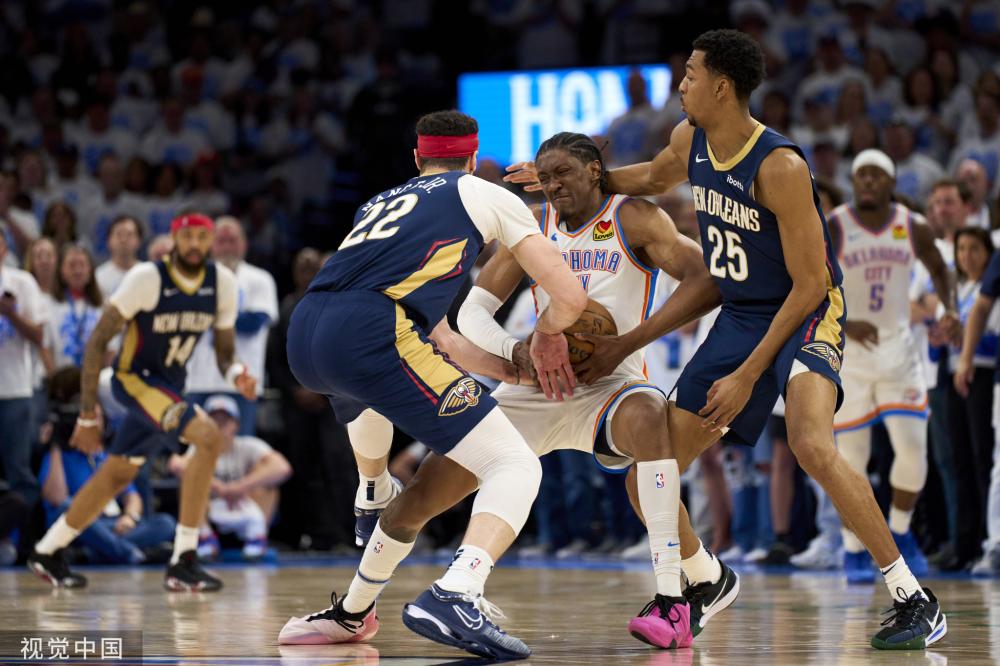 据有利位置 据有利位置