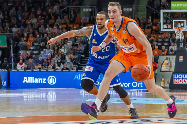 仅震动了马 仅震动了马