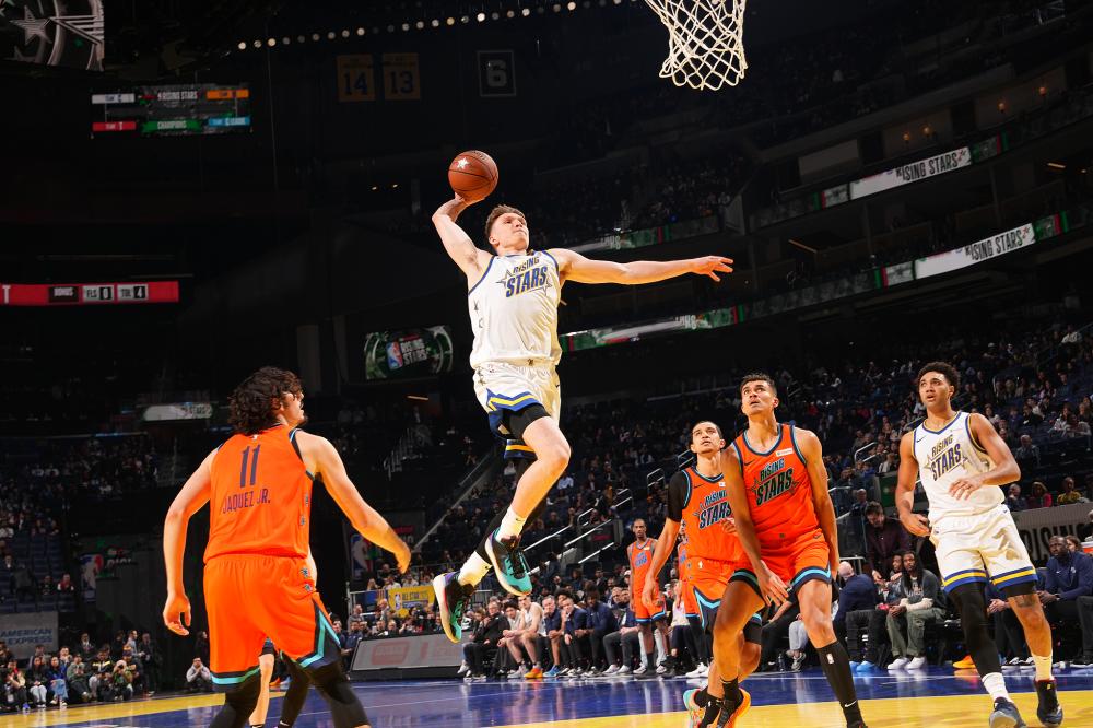 体育竞技中 体育竞技中